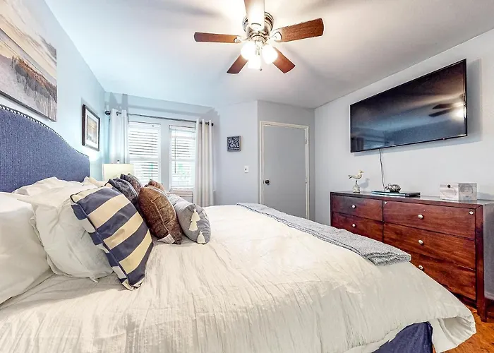 Gulf Point Condominiums #1314