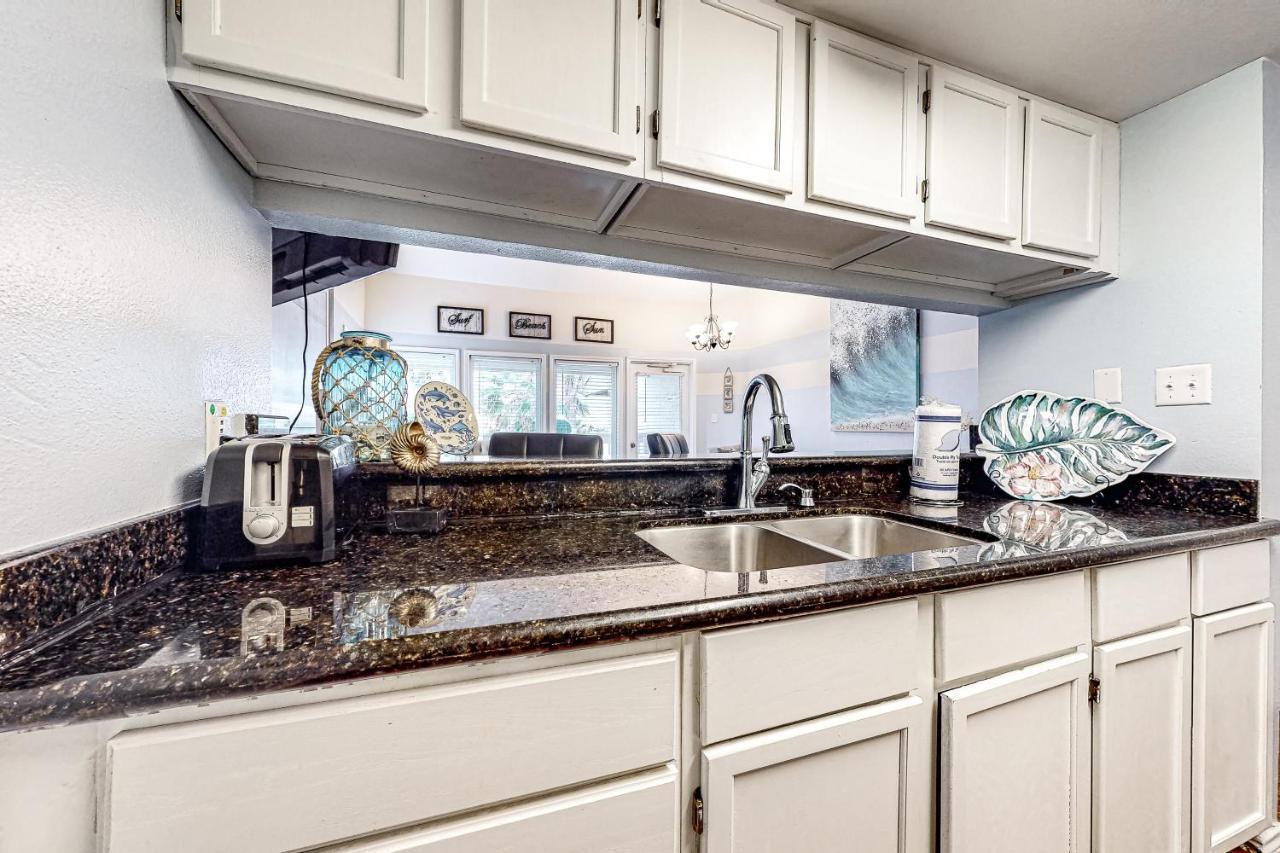 Gulf Point #1314 Apartment *